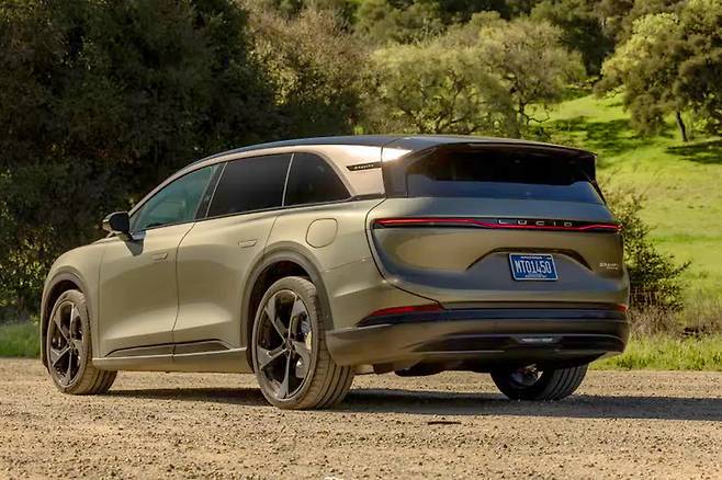 루시드 그래비티