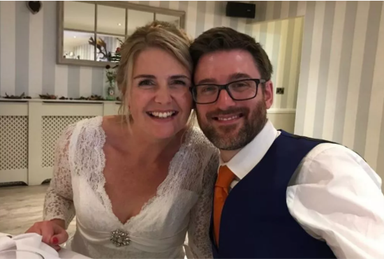 영국의 한 여성이 건강하던 40세 남편을 하루 아침에 잃은 뒤, 단 한 번도 나눠본 적 없던 '죽음 이후의 이야기'를 처음으로 마주해야 했던 사연을 전했다. [사진=SNS]