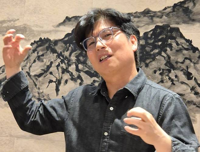 우도영 자동차 디자이너가 자동차에 영혼을 담은 움직임을 디자인하고자 한다고 설명하고 있다. ⓒ News1 김대벽기자