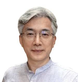 김진국 문화평론가 - 현 고려대  민족문화연구원 교수