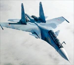 러시아 공군의 주력 전투기인 수호이(Su)-30.