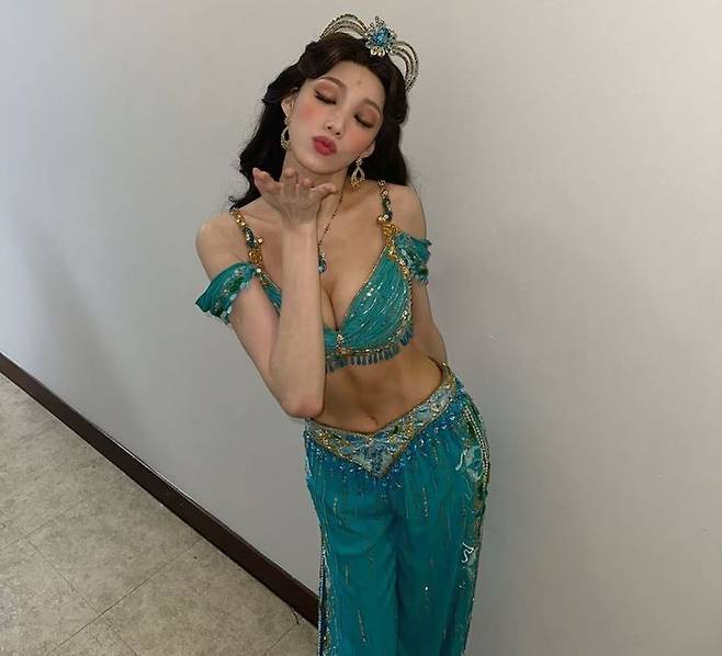 [서울=뉴시스] 이성경.(사진=이성경 인스타그램 갈무리) *재판매 및 DB 금지