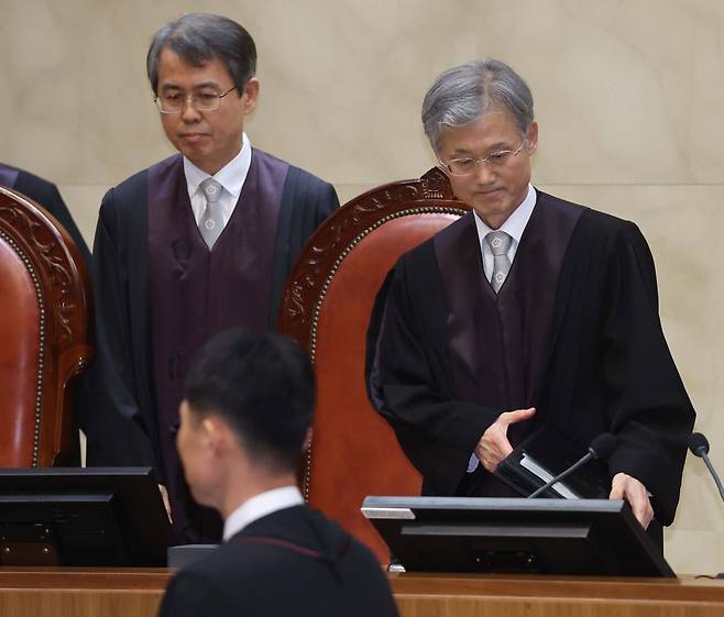 조희대 대법원장이 5월1일 서울 서초구 대법원에서 열린 더불어민주당 이재명 대선 후보의 공직선거법 위반 사건 상고심 선고 재판에 참석하고 있다. ⓒ사진공동취재단