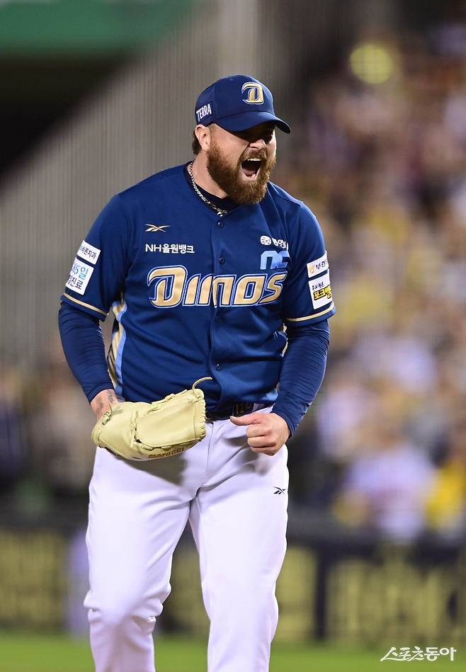 NC 로건은 8경기만에 첫 승을 거두며 아쉬움을 털어냈다. 여전히 그가 등판한 경기에서 팀 성적은 1승7패로 좋지 않지만, 이날 승리를 통해 반전의 계기를 마련할 수 있을지에 관심이 쏠린다. 스포츠동아 DB