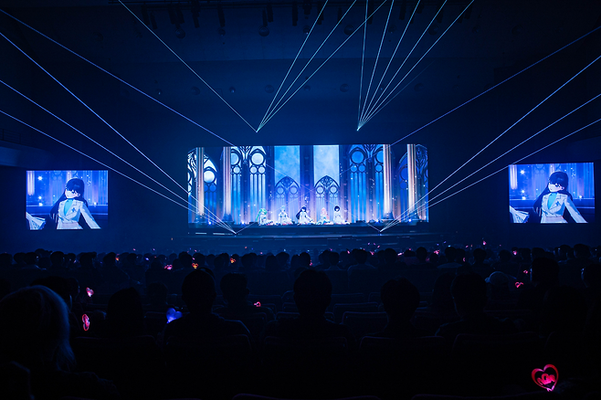 버추얼 유닛 프리즈브이 콘서트 '하이파이브' 현장(제공=넷마블).