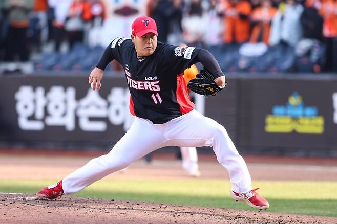 KIA 조상우가 30일 대전 한화생명 볼파크에서 열린 2025 KBO리그 한화와 경기에서 힘차게 공을 던지고 있다. 사진 | KIA 타이거즈