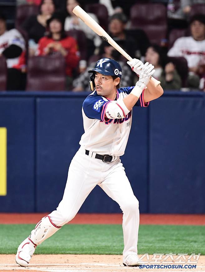 5월 5일 고척돔에서 열린 KBO리그 키움과 KIA의 경기. 타격하는 키움 이용규. 고척=송정헌 기자songs@sportschosun.com/2025.05.05/