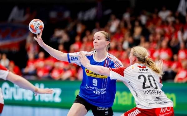 사진 2024/25 EHF 여자 유러피언리그 준결 이카스트와 블롬베르크 리페의 경기 모습, 사진 출처=유럽핸드볼연맹