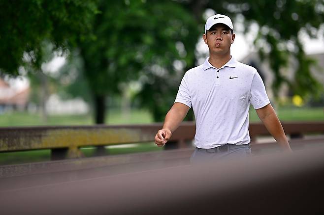 김주형이 9일부터 열리는 PGA 투어 원플라이트 머틀비치 챔피언십에 출전해 분위기 전환을 노린다. 지난주 CJ컵 바이런 넬슨 1라운드 9번홀 티잉그라운드로 이동하는 김주형. ｜게티이미지