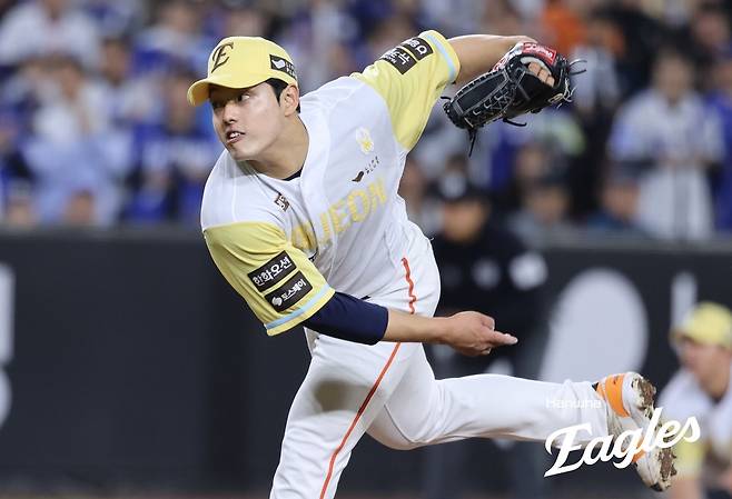 문동주가 7일 대전 삼성전에 선발 등판해 역투하고 있다. 한화 이글스 제공