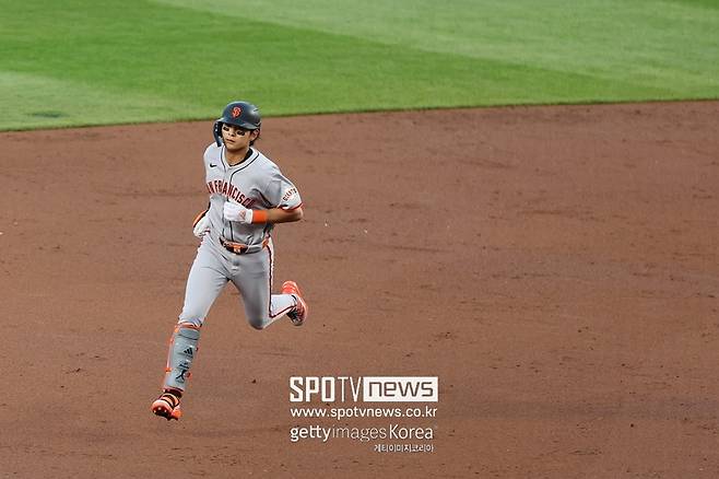 ▲ 이정후가 홈런을 쳤다.