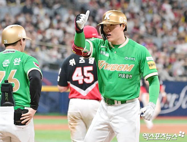 키움 히어로즈 외야수 임병욱이 7일 서울 고척스카이돔에서 열린 2025 신한 SOL Bank KBO리그 KIA 타이거즈와의 팀 간 6차전에 대타로 출전, 멀티 히트와 함께 팀 역전승에 힘을 보탰다. 사진 김한준 기자