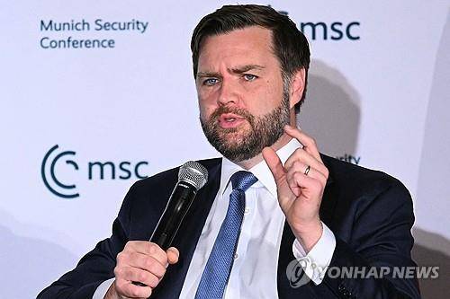 대담 참석한 밴스 미 부통령 [워싱턴 AFP=연합뉴스 재판매 및 DB금지]