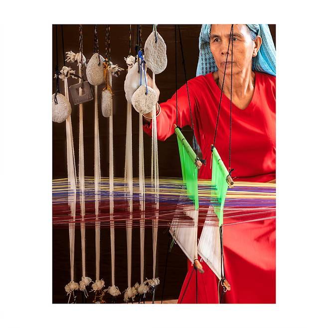 송정훈 작가의 개인전 '낯선 땅, 낯선 사람들 : Stranger in a Strange Land' 출품작 / 사진=송정훈