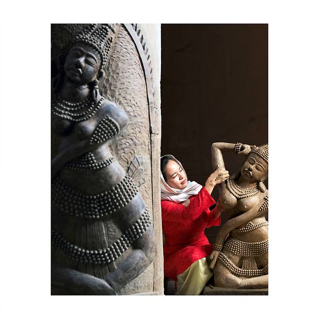 송정훈 작가의 개인전 '낯선 땅, 낯선 사람들 : Stranger in a Strange Land' 출품작 / 사진=송정훈