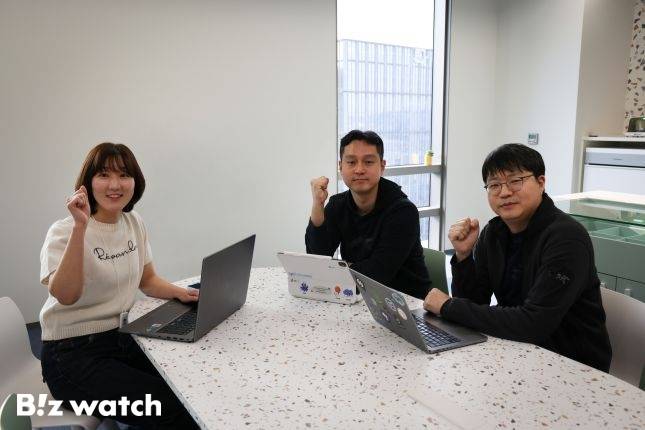 GS건설 Data Pl.&Arch.팀 강혜란 책임(사진 왼쪽부터), 디지털혁신(DX)팀 박진홍 전임, DX STUDIO팀 정대현 책임/사진=GS건설 제공