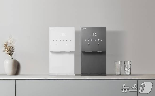 코웨이의 신제품 얼음정수기 RO 인테리어컷.(코웨이 제공)