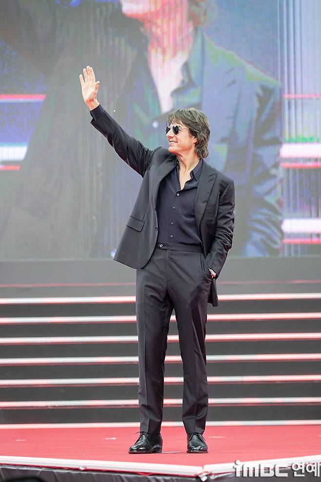 <미션 임파서블> 팀 내한 레드 카펫 기사 사진