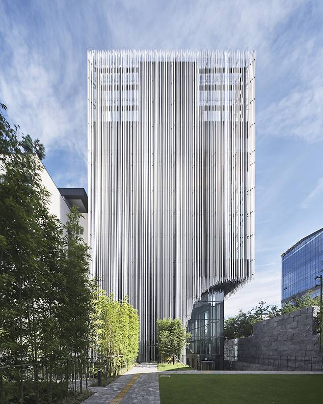 지난해 6월5일 서울 서초구 내곡동 구룡산 남쪽 자락에 지하 2층, 지상 5층에 연면적 22만4246㎡ 규모로 개관한 오디오 박물관 ‘오디움’. ⓒ이남선