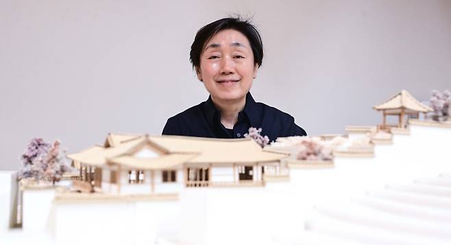Kim Yong-mi, architect and CEO of  GS Architects & Associates, poses for a photo at her office in Seocho-gu, Seoul, April 22. (Lee Sang-sub/The Korea Herald)