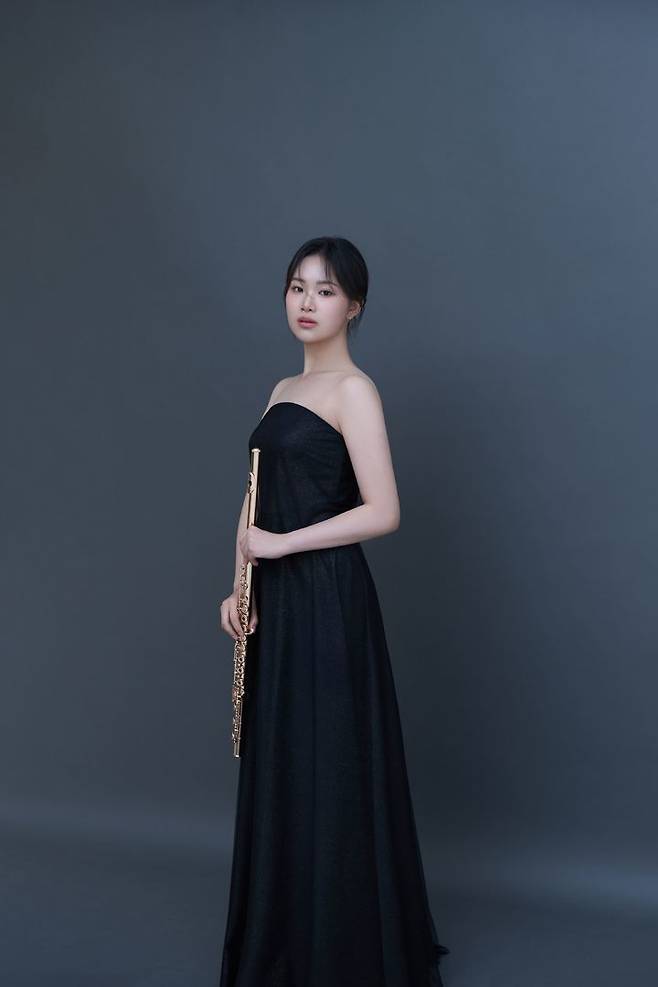 [서울=뉴시스] 플루티스트 윤서영(사진=금호문화재단 제공) 2025.05.08. photo@newsis.com *재판매 및 DB 금지