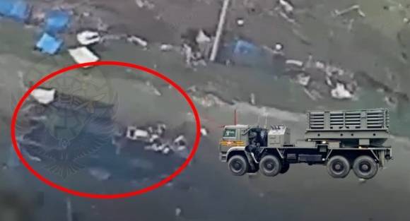 우크라이나 110기계화 여단의 1인칭 시점(FPV) 드론 조종사들이 드니프로페트로우스크주(州) 노보파블리우카에서 러시아군의 보즈로즈데니 다연장로켓 발사기 시스템(사진)을 추적해 파괴했다고 밝혔다.