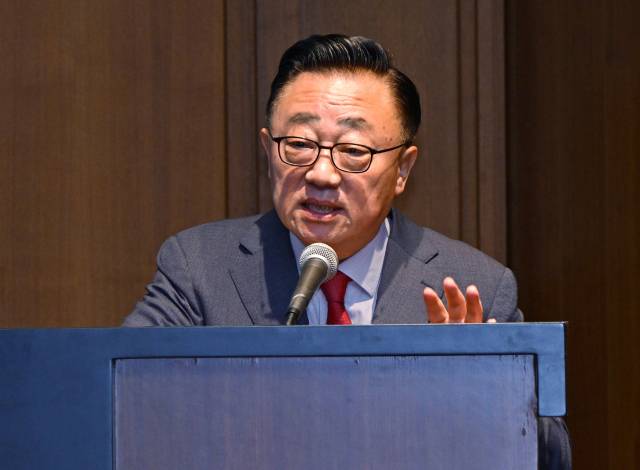 고동진 국민의힘 의원이 8일 서울 중구 신라호텔에서 열린 제13회 서경 인베스트 포럼에서 축사를 하고 있다. 성형주 기자