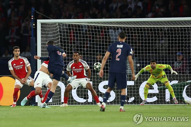 PSG 파비안 루이스의 선제 득점 장면. [AFP=연합뉴스]