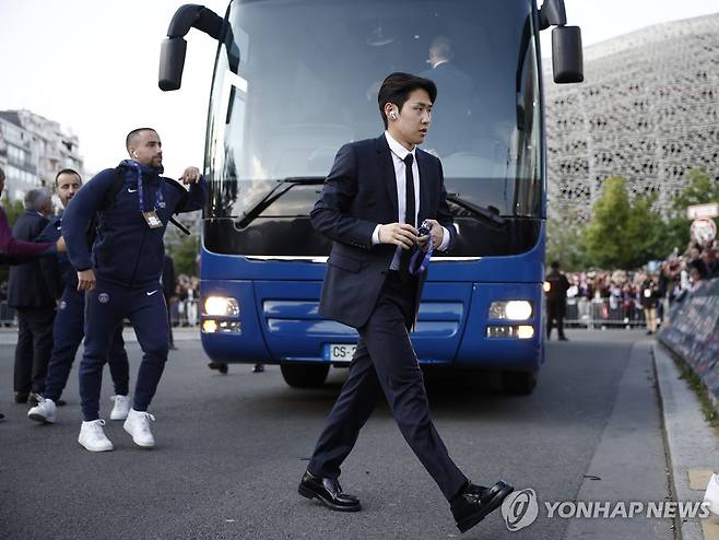경기장에 도착한 PSG 이강인. [로이터=연합뉴스]