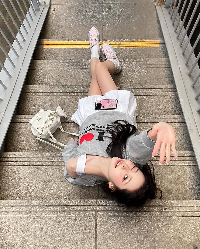 인스타그램 @dear.zia