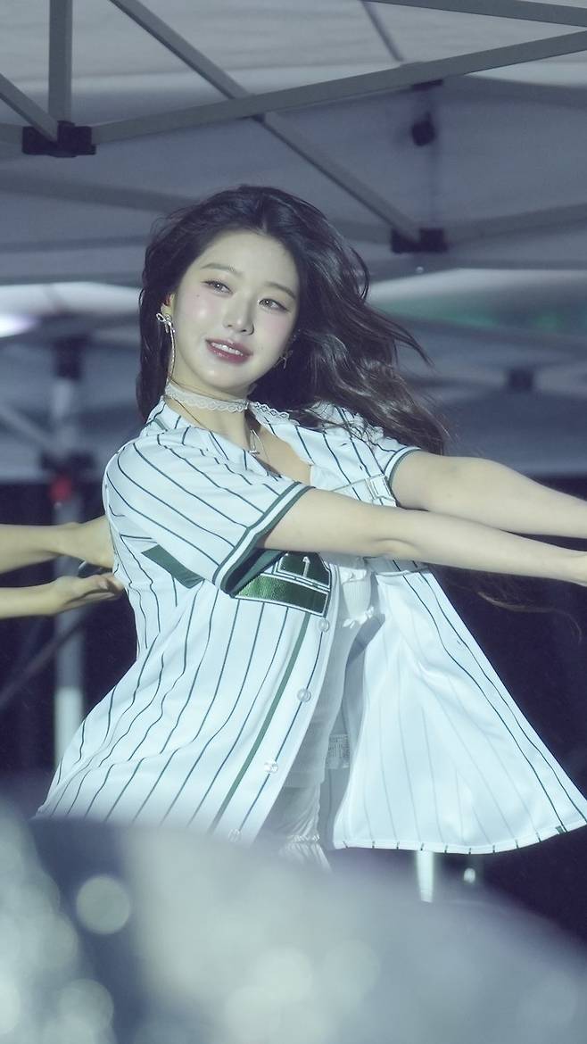 5.jpg 오늘자 성균관대 축제 아이브 장원영 고화질 짤