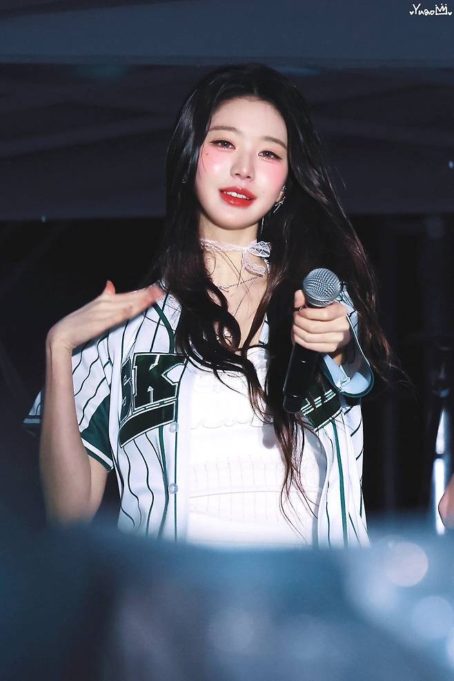 20.jpg 오늘자 성균관대 축제 아이브 장원영 고화질 짤