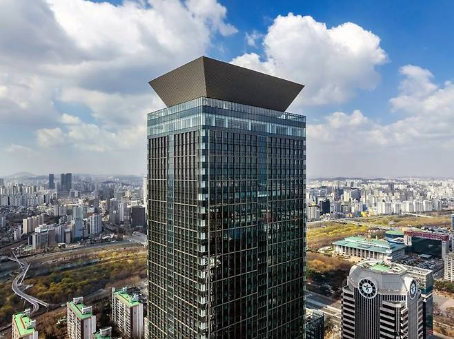 여의도 TP타워 전경. 코람코 제공.