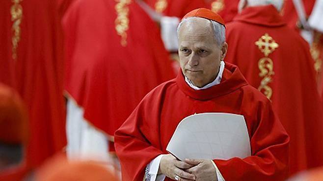 [새 교황에 미국 프레보스트 추기경]