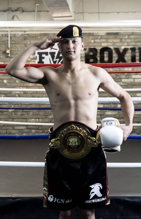 우즈베키스탄 국적인 최시로는 한국에 살면서 ‘귀화’를 꿈꾸게 됐다. 그는 중앙일보와 만나 “한국인 세계챔피언이 되고 싶다”는 의지를 털어놨다. 장진영 기자