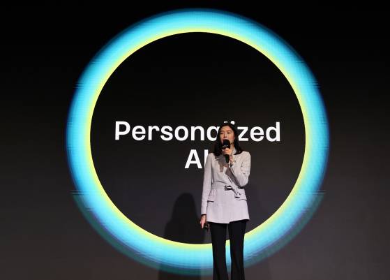 정신아 카카오 대표는 지난 2월 기자간담회에서 오픈AI와의 협업을 발표하며 “AI 서비스의 대중화를 이끌겠다”고 밝혔다. [연합뉴스]