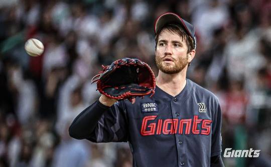 롯데 외국인 선발 찰리 반즈. 사진[연합뉴스]