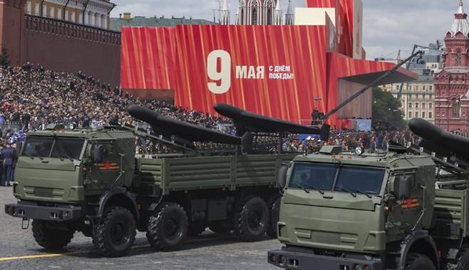 러시아 전승절 열병식에 처음 등장한 드론. [EPA = 연합뉴스]