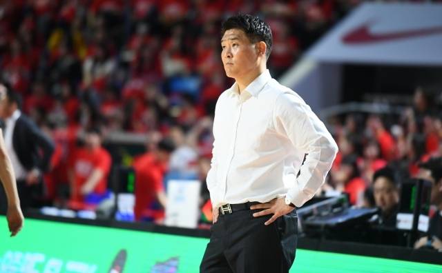 LG 조상현 감독. 사진=KBL