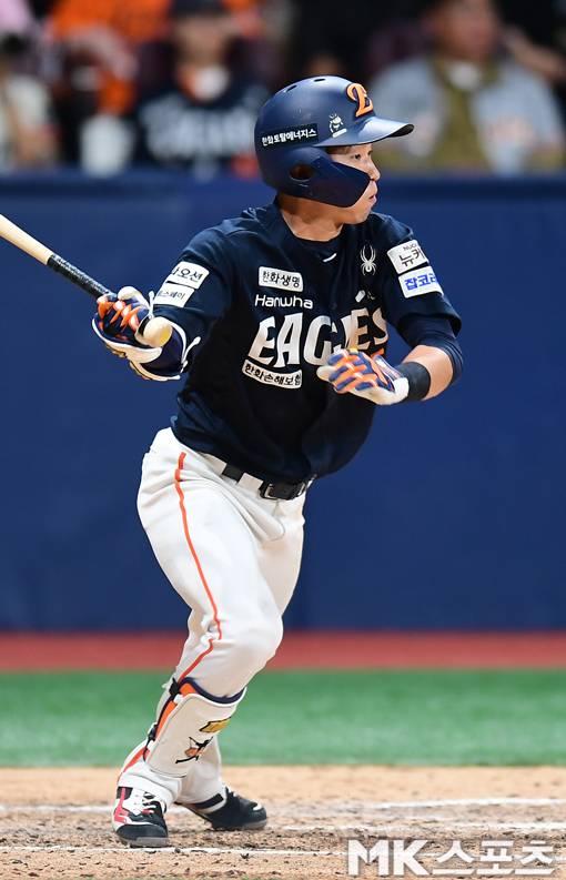 황영묵이 9일 고척 키움전에서 1타점 적시 내야 안타를 치고있다. 사진(고척 서울)=김재현 기자