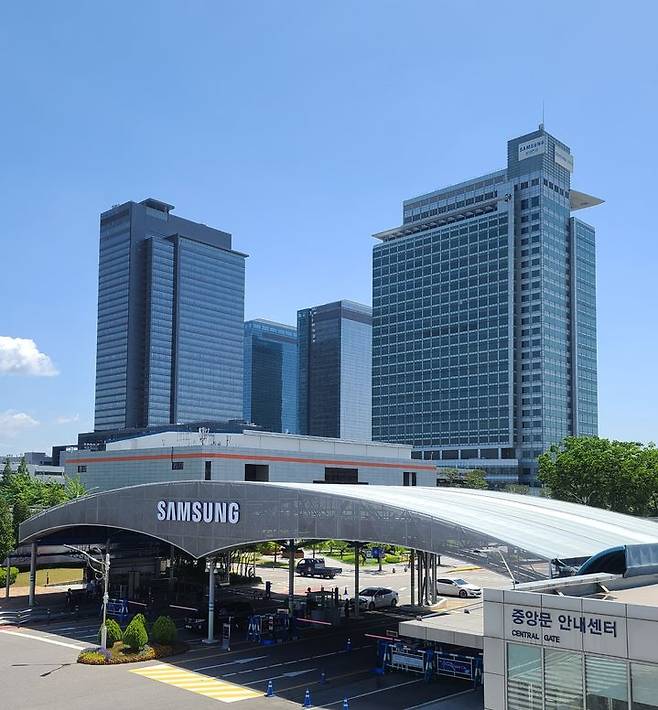 [서울=뉴시스]경기 수원에 위치한 삼성전자 본사. (사진 = 삼성전자) 2024.10.18. photo@newsis.com   *재판매 및 DB 금지