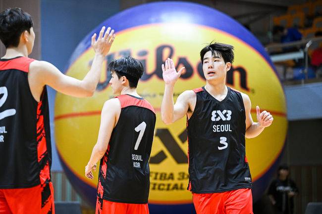 [사진] 일본 이케부쿠로를 격파한 서울 코스모