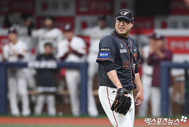 지난해 4월 5일 고척 키움 히어로즈전에서 4.1이닝 9실점으로 패전투수가 됐던 한화 이글스 류현진. 사진 엑스포츠뉴스 DB