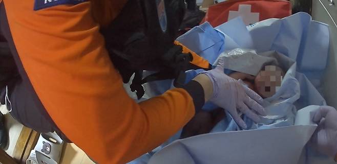 무사히 태어난 아이 [대구 강서소방서 제공. 재판매 및 DB 금지]