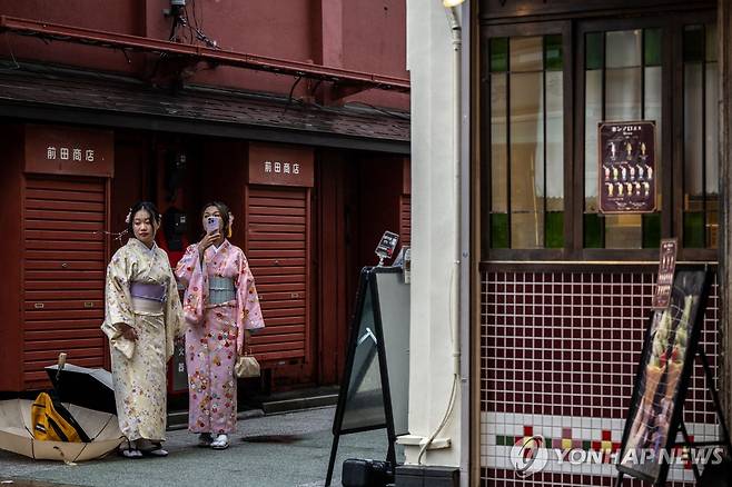 일본 도쿄 아사쿠사 거리 [AFP 연합뉴스 자료사진. 재판매 및 DB 금지]