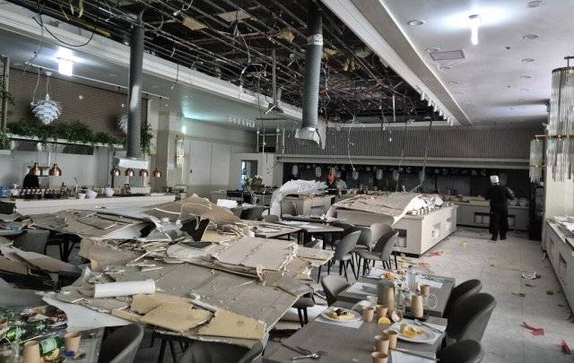 IMG_7554.jpeg 천안 결혼식장 갔다가 천장이 무너져 죽을뻔함.jpg