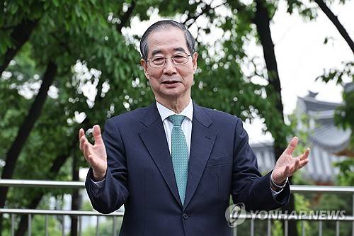 백브리핑하는 한덕수 [연합뉴스 제공]