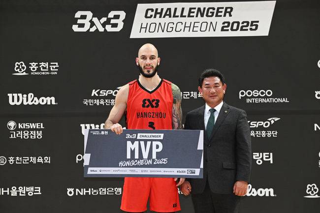 [사진] 홍천 챌린저 2025 MVP 필립 칼루데로비치 / KXO 제공
