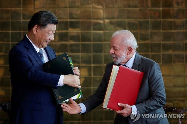 2024년 11월 브라질리아에서 만난 시진핑 중국 국가주석(왼쪽)과 룰라 브라질 대통령 [로이터 연합뉴스 자료사진. 재판매 및 DB 금지]