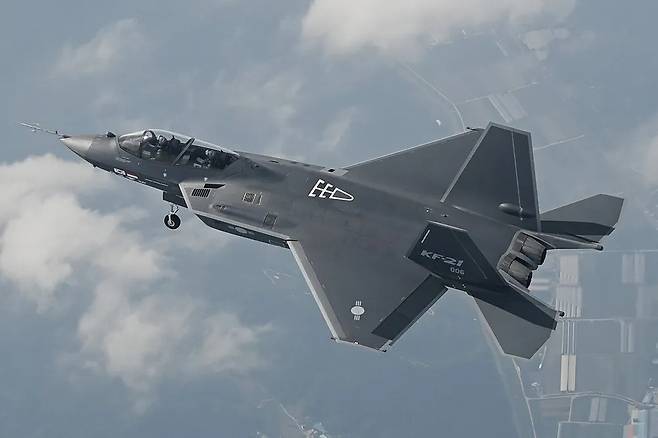 KF21
